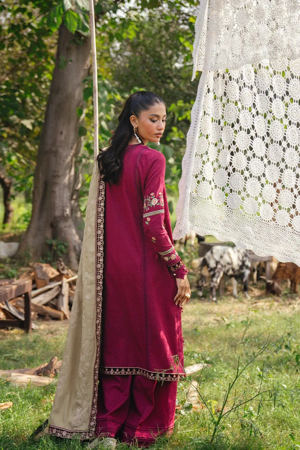 Saira Rizwan | Winter Unstitched '24 | SANSA-SRW24-09